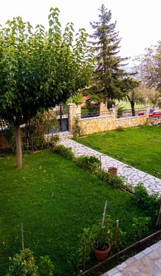 Ξενώνας Βυσωκά Kalavryta Esterno foto
